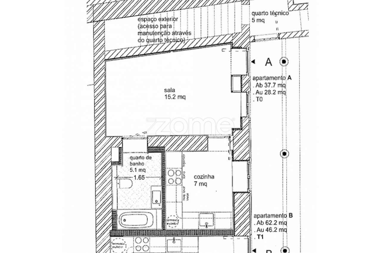 Apartamento T0 com jardim romântico, no centro histórico do Porto - Grande imagem: 4/38