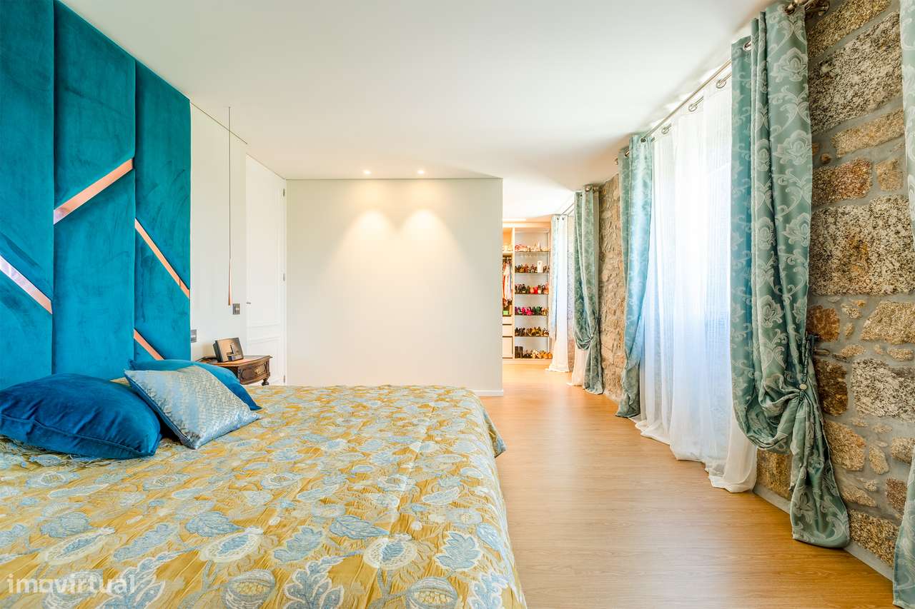 Magnífica Quinta. Moradia T10. Piscina e jardim. Vila Nova Famalicão-31