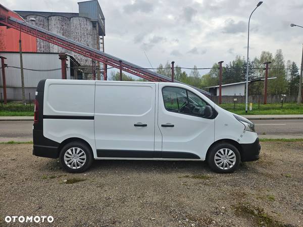 Renault Trafic - 12