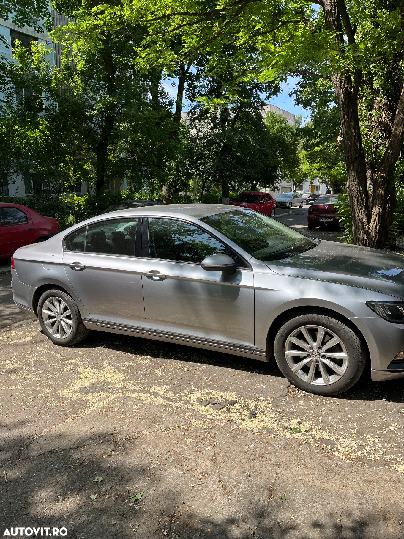 Volkswagen Passat 2.0 TDI Comfortline - 5