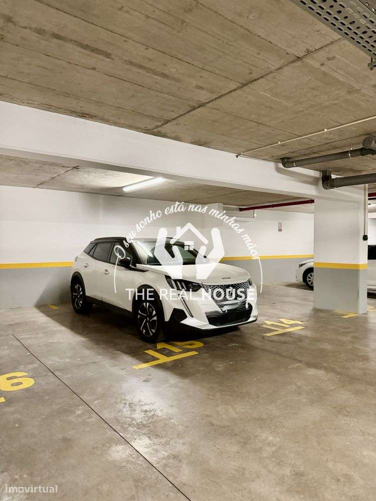 T2 NOVO  NO CENTRO DO CANIÇO COM PISCINA-14