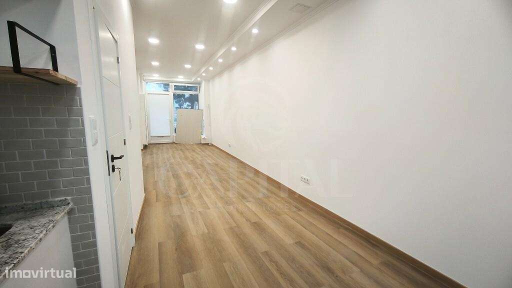 Loja para Arrendamento – Estrada A-da-Maia, Benfica, Lisboa - Grande imagem: 4/25