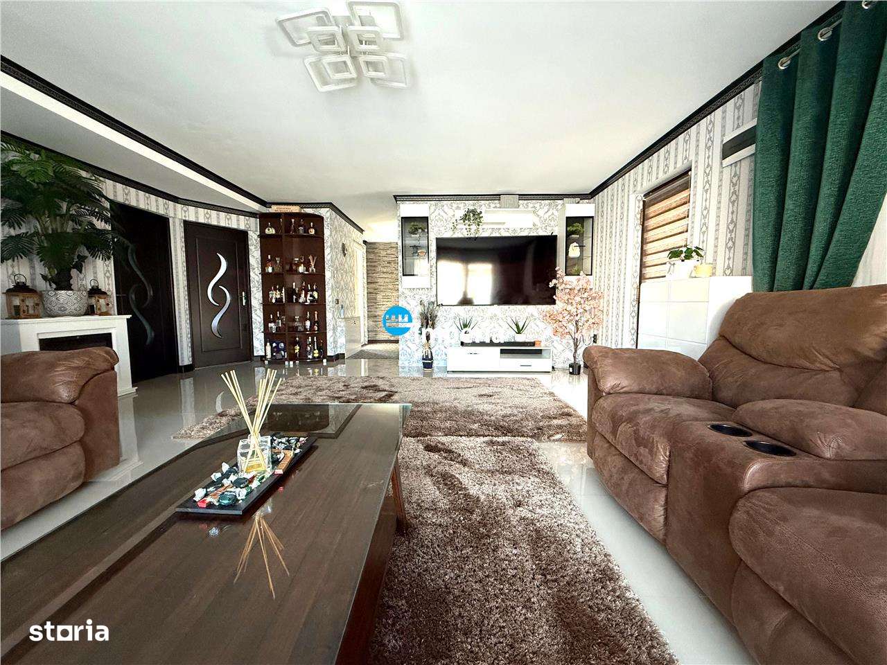 Vila 4 cam. 650 teren, regie proprie, garaj, beci, vedere lac Iezareni - Imagine principală: 4/15