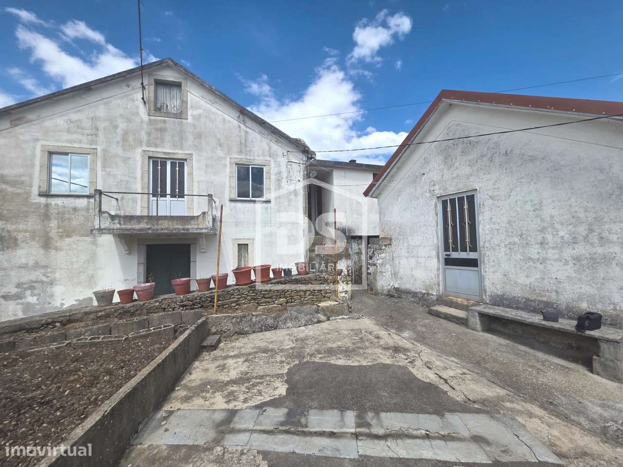 Moradia para Restaurar T3 Venda em Poiares e Canelas,Peso da Régua-17
