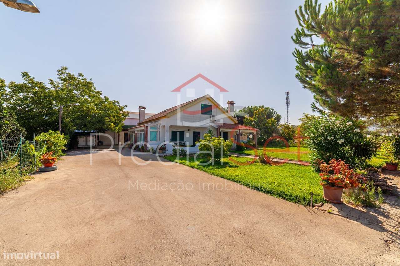 Moradia T4 em Quintinha - Palmela-21