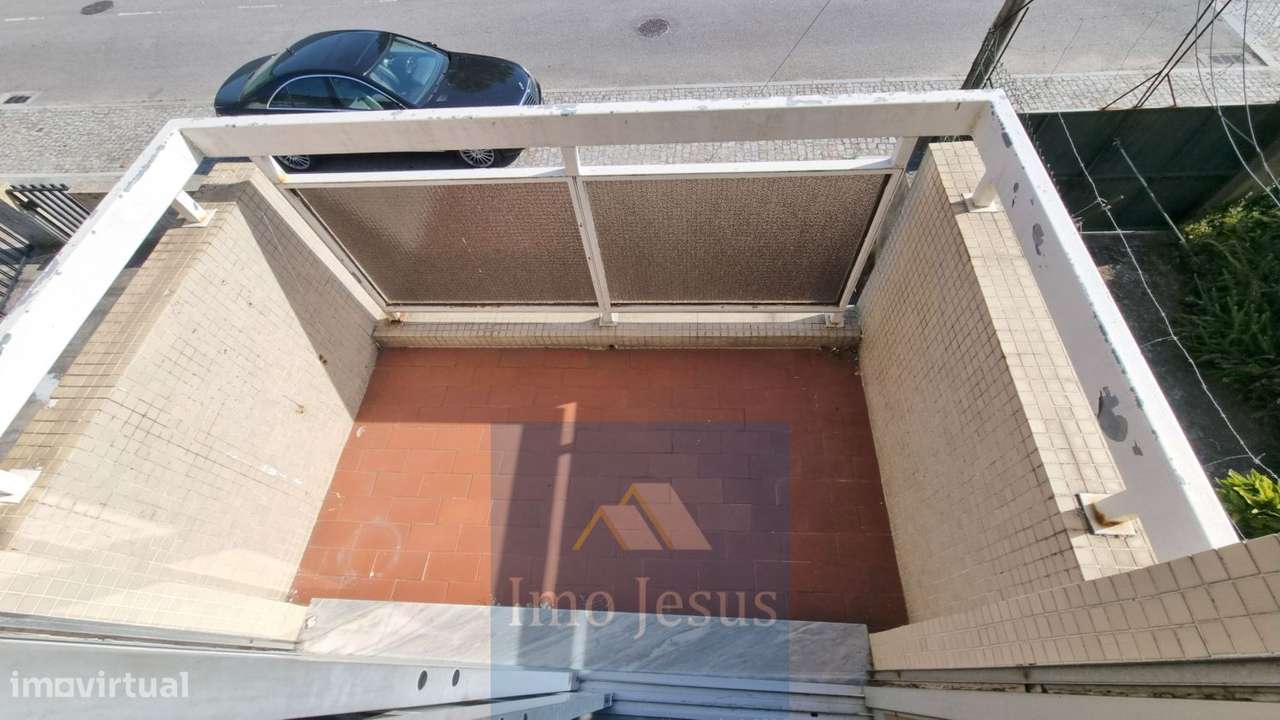 Apartamento T3 Laborim-9
