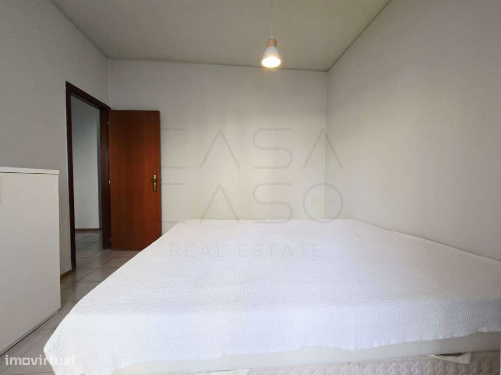 Apartamento de 2 assoalhadas no Bonfim-12