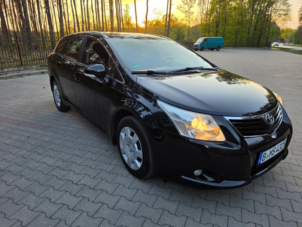 Toyota Avensis III 1.8 Multidrive S Sol 2009