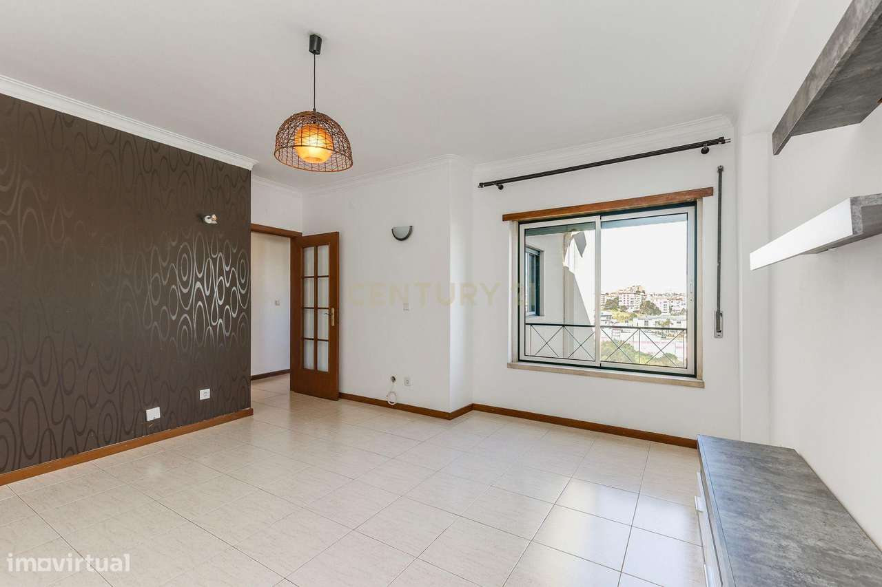 T2 com Garagem em Box no Alto do Forte - Grande imagem: 2/25