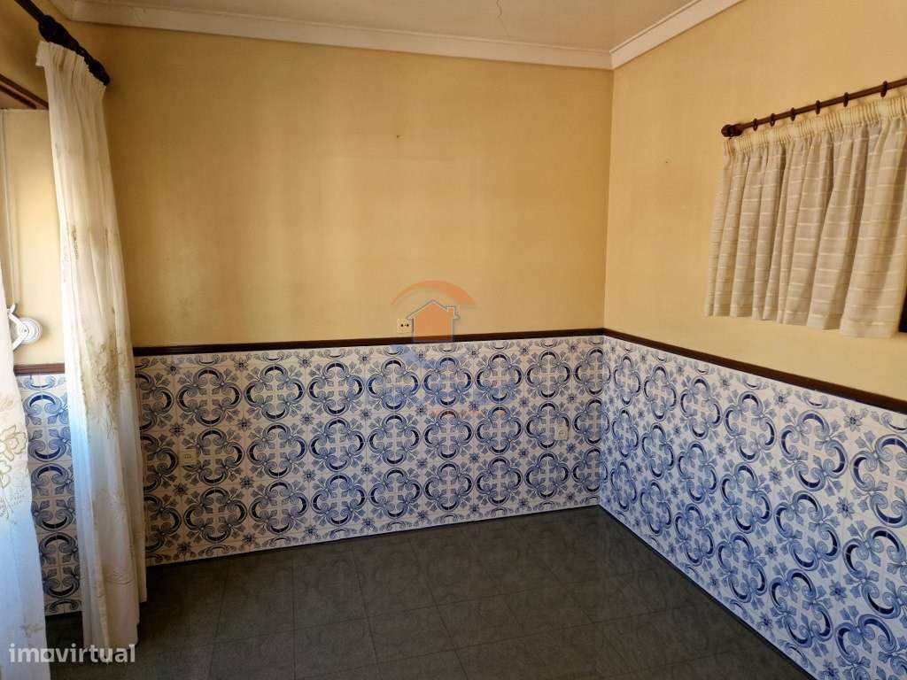 Apartamento T2 remodelado - Pontinha-22