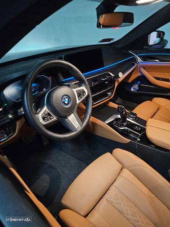 BMW 530 e Pack M - 5