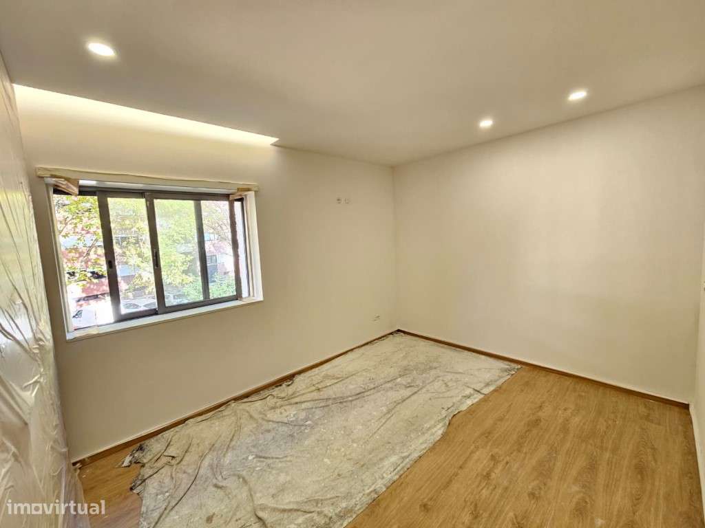 Apartamento T3 Totalmente Renovado - Centro de Braga-16