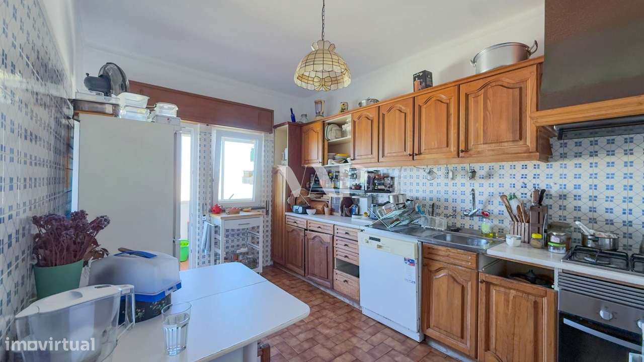 Apartamento T3 com Vista Mar e Campo em Zona Tranquila de Loulé - Grande imagem: 3/16