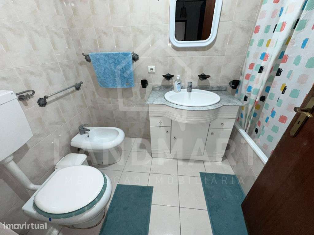 Apartamento T2, Centro de Alcobaça-12