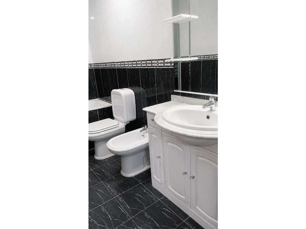 T3 Duplex com Garagem box, Terraços, Suite - Seminovo-37