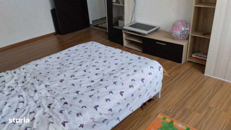 Apartament 2 camere, mobilat cu priveliste la munti, blocurile noi - Imagine principală: 5/7