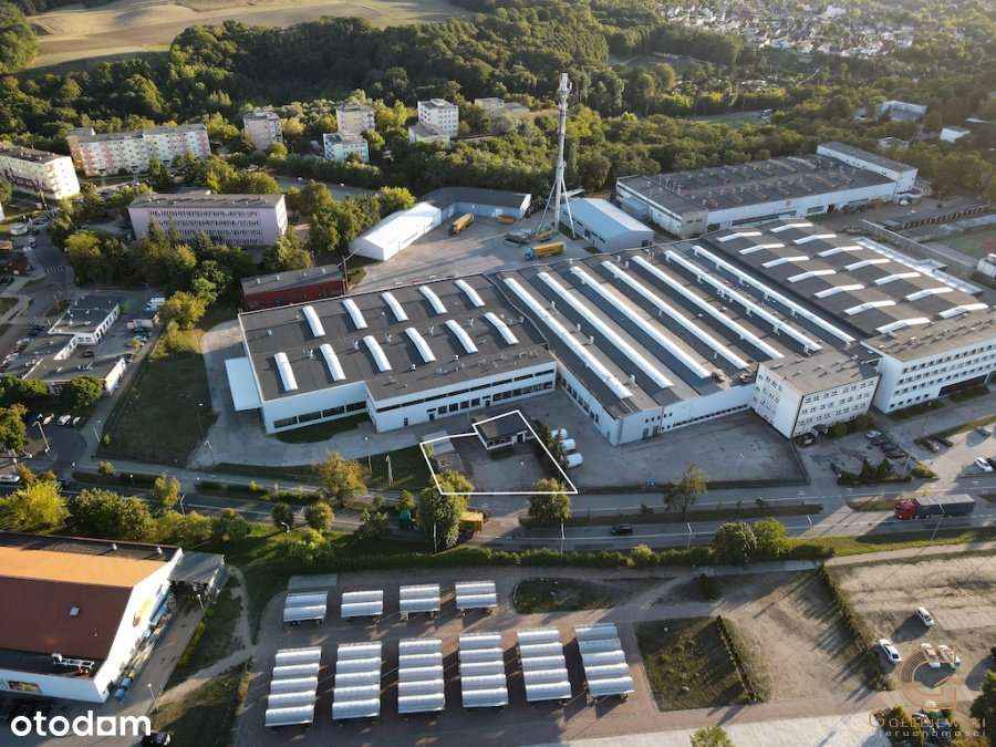 Budynek handlowy z działką w centrum Chełmna !-15