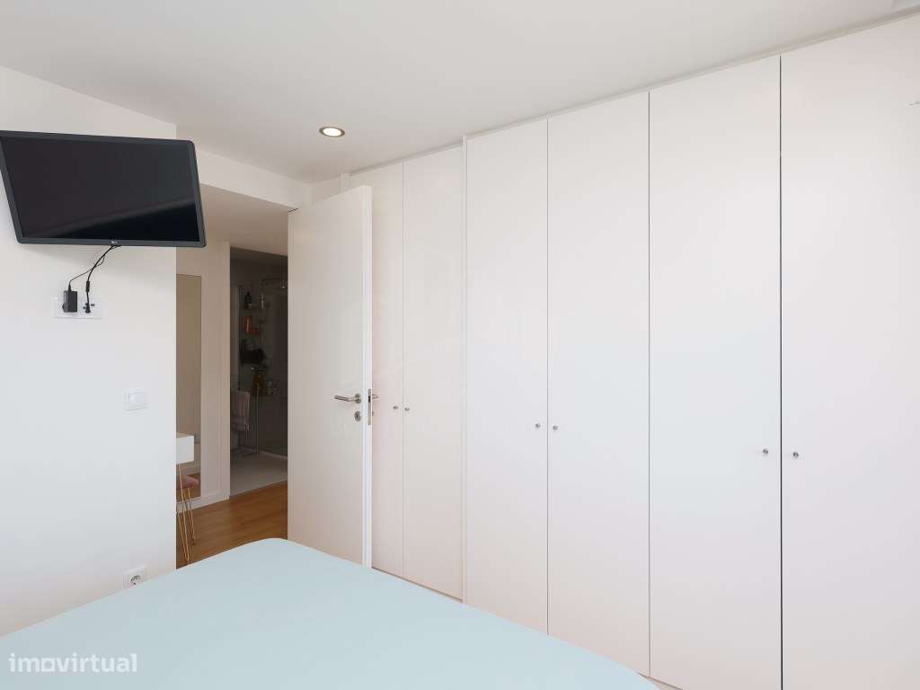 Apartamento T2 com Terraço - Último Piso - Parque da Lavandeira-27