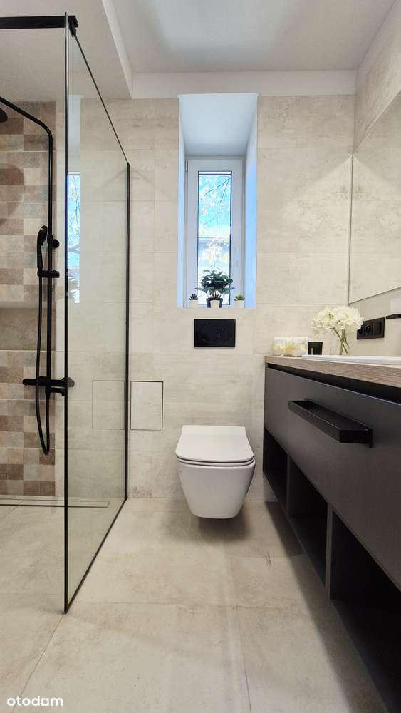 Działka + Moderna Po remoncie Balkon Garaż-11