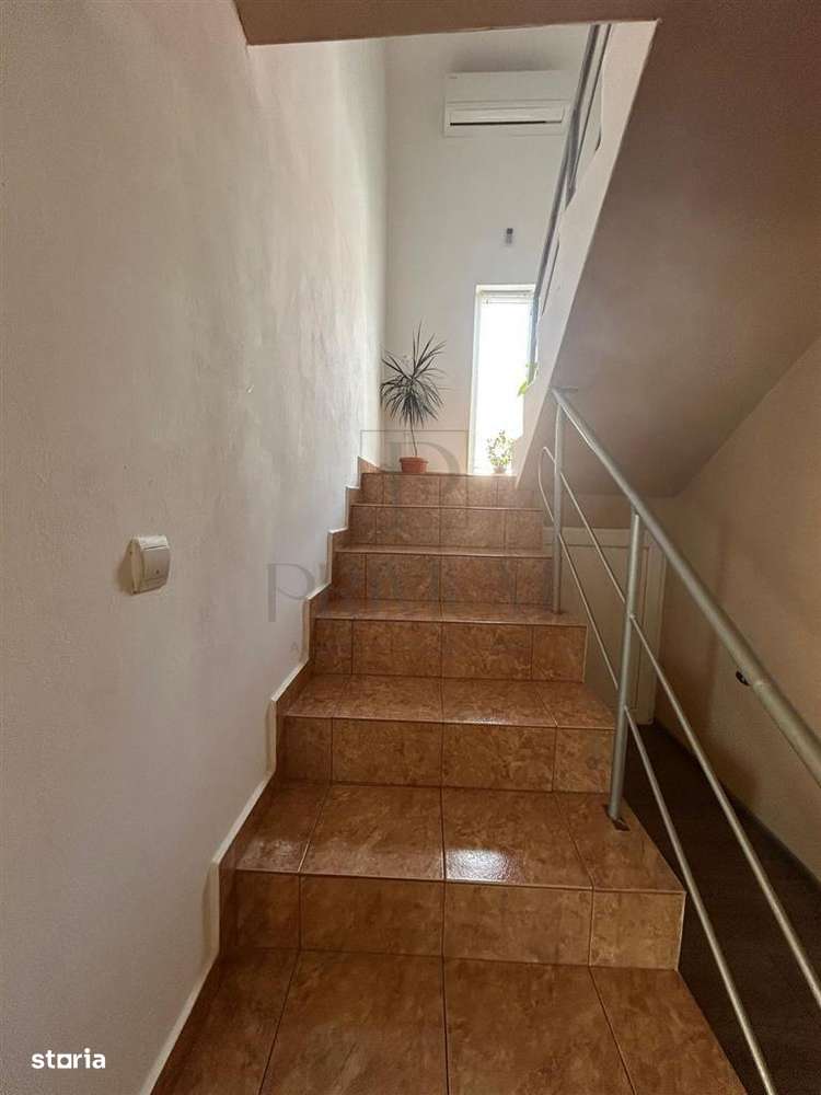 Sanmihaiul Roman- mobilata si utilata- strada asfaltata-4 camere- buca - Imagine principală: 4/6