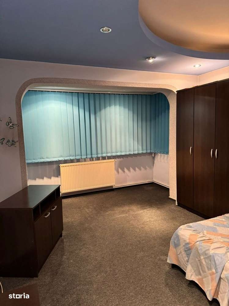 cv 101 Republicii Zona Canal 7, apartament 3 camere + garaj - Imagine principală: 5/8