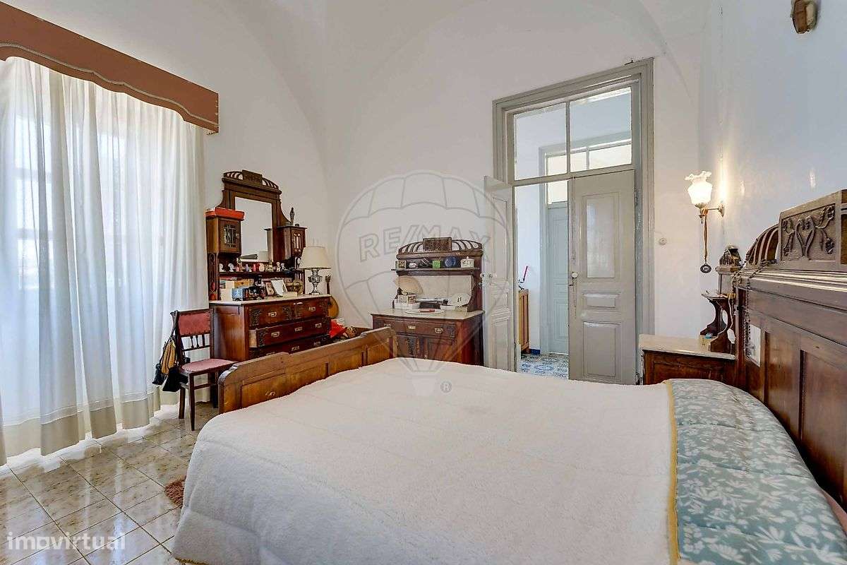 Moradia T15 para venda-23