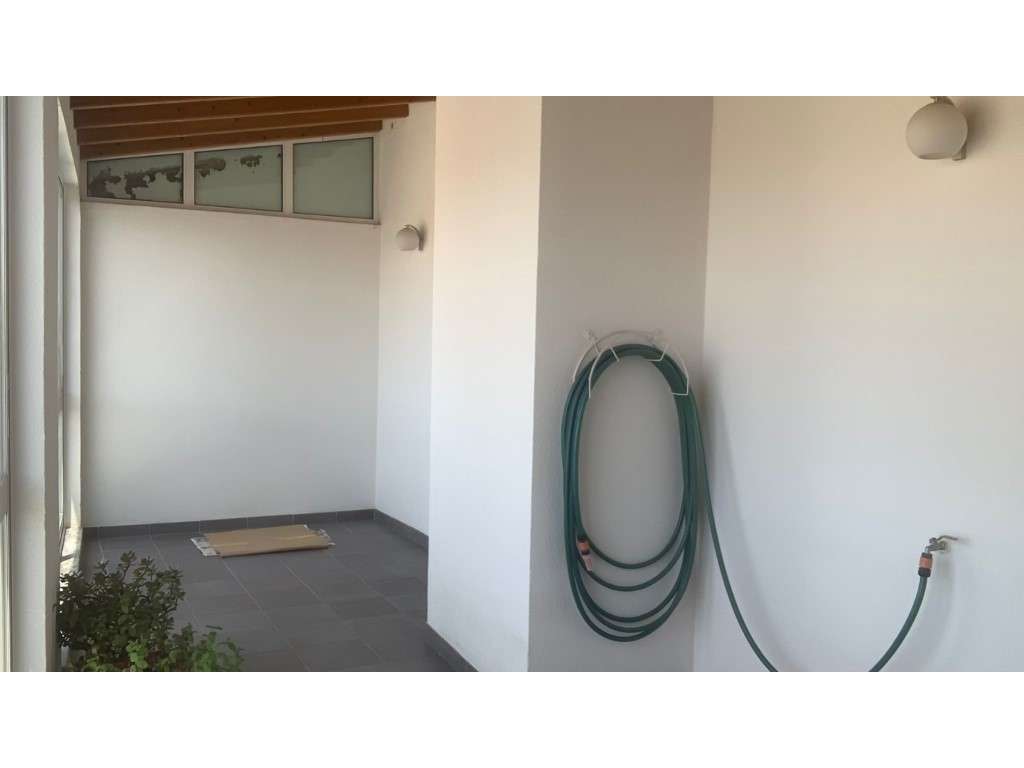T3 Duplex com Garagem box, Terraços, Suite - Seminovo-40
