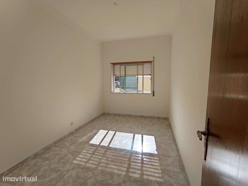 Moradia Geminada T3 na Quinta do Conde-17