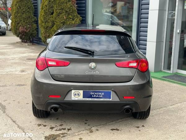 Alfa Romeo Giulietta 2.0 JTDM 20V TCT Speciale - 4