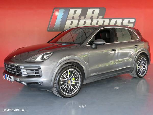 Porsche Cayenne E-Hybrid - 2