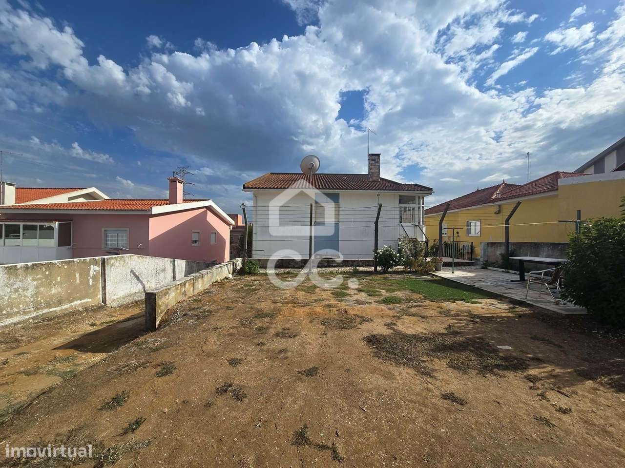 Moradia T3 com Garagem e Lote de 1110 m² – São Julião do Tojal, Loures-13