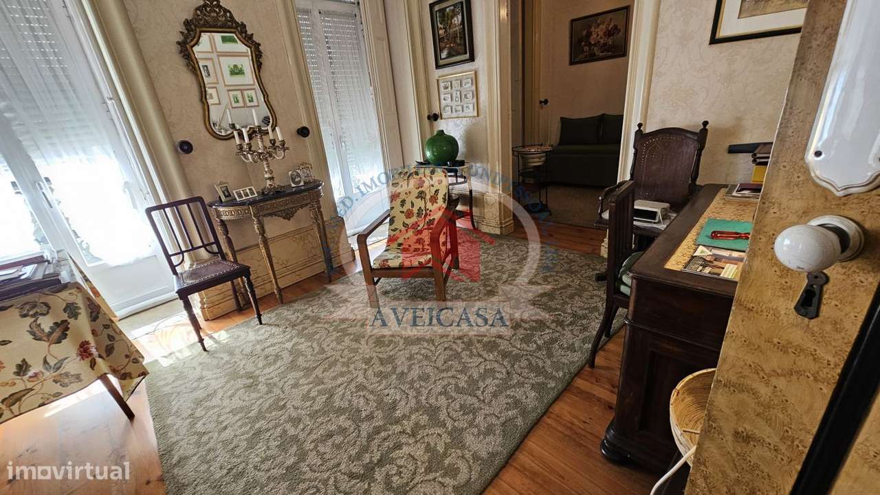 PALACETE NO CENTRO DA CIDADE DE AVEIRO-16