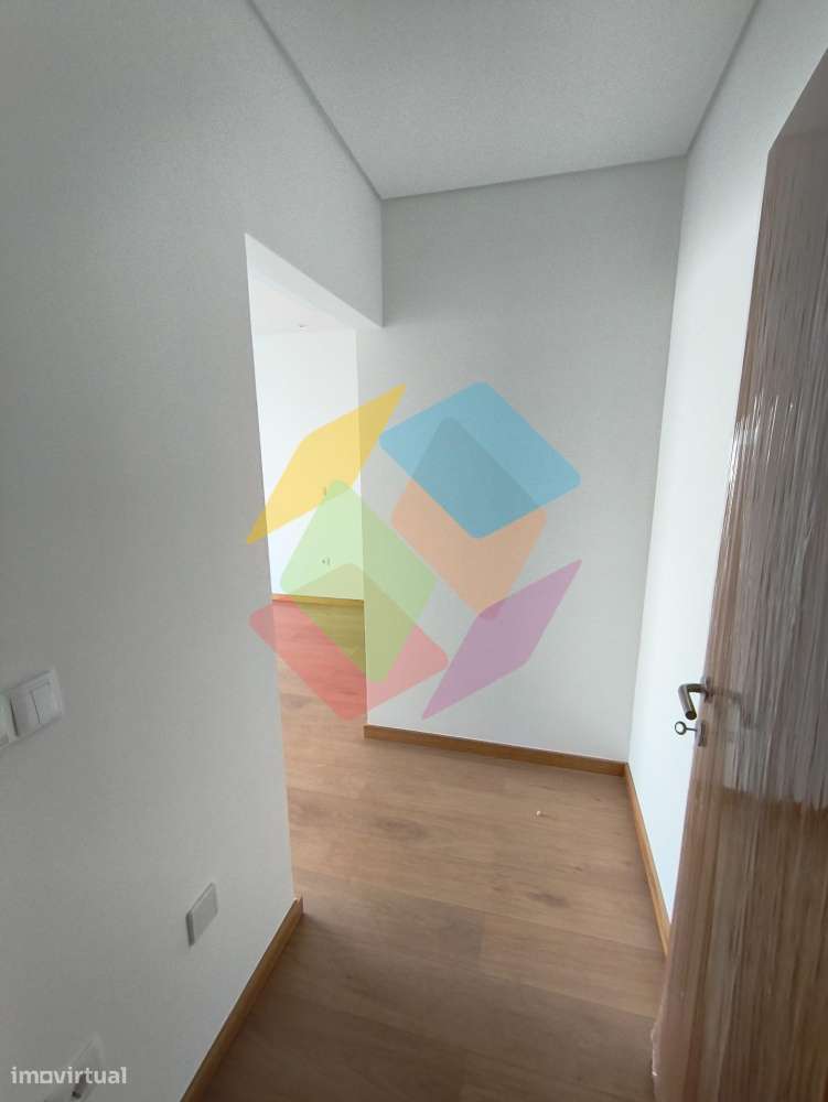 Moradia em Lobão, moderna, luminosa e pensada para o conforto da fam?-37