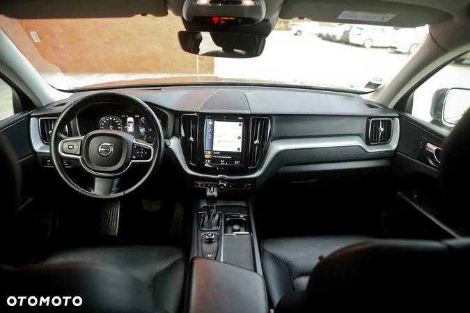 Volvo XC 60 D4 AWD Geartronic Momentum - 20