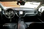 Volvo XC 60 D4 AWD Geartronic Momentum - 20