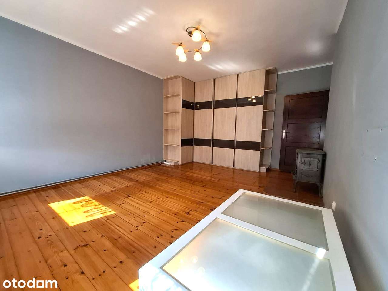 Uwaga! Nowa cena! Atrakcyjne mieszkanie w odnowionej kamienicy.-6