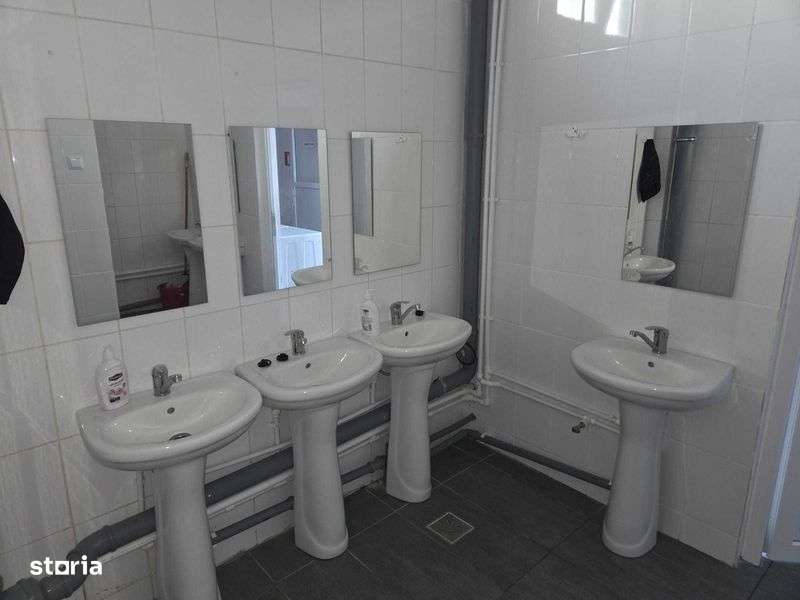 Inchiriem camere cu 2 paturi/camera pentru cazare muncitori - Imagine principală: 5/8