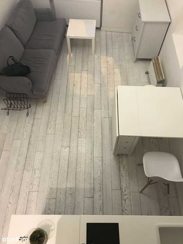 Kawalerka z antresolą przy Hali Koszyki-2