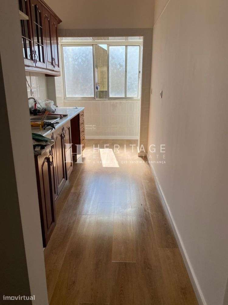 T1 Largo 1º de Maio - Grande imagem: 4/23