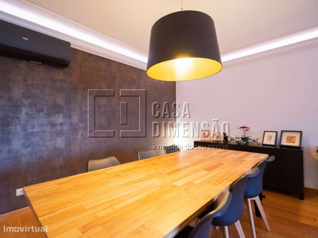 Apartamento de tipologia T2 na Serra de Carnaxide, como NOVO!!-10