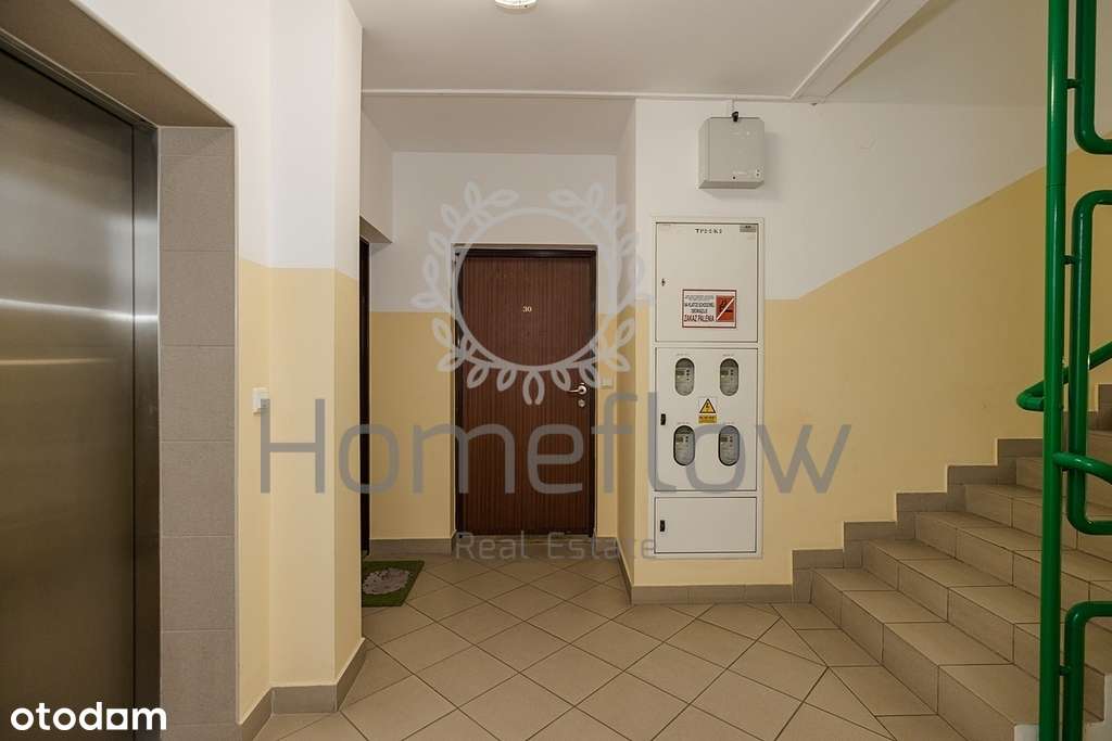 Kawalerka blisko Metra-9