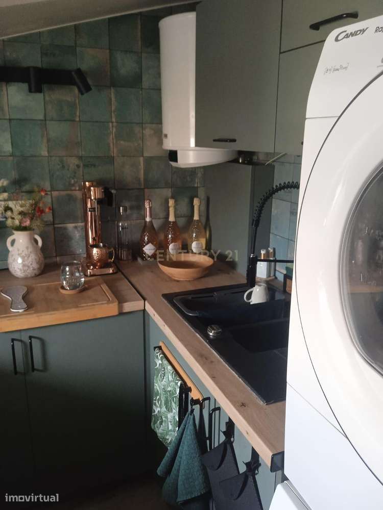 NAO PERCA ESTA GRANDE OPORTUNIDADE! SOTÃO TRANSFORMADO EM APARTAMENTO-7