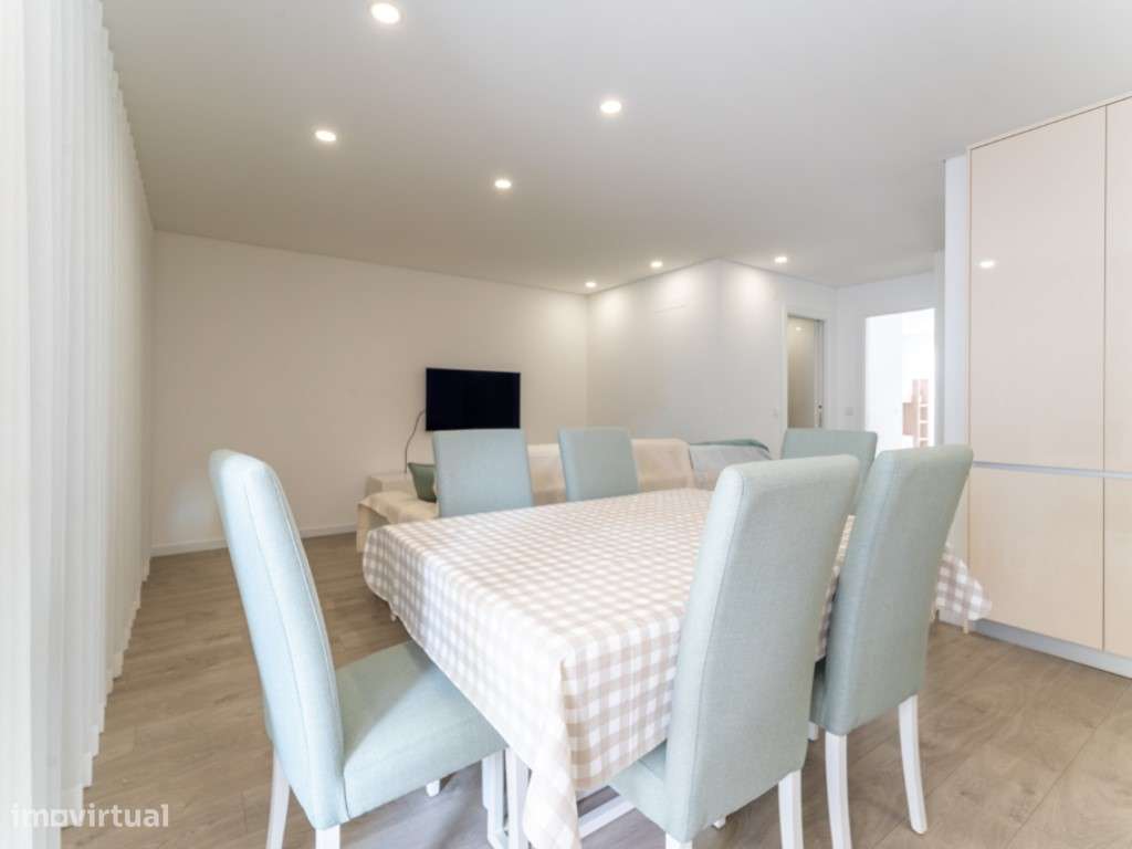 Vende-se T3 na Nazaré - Grande imagem: 5/46