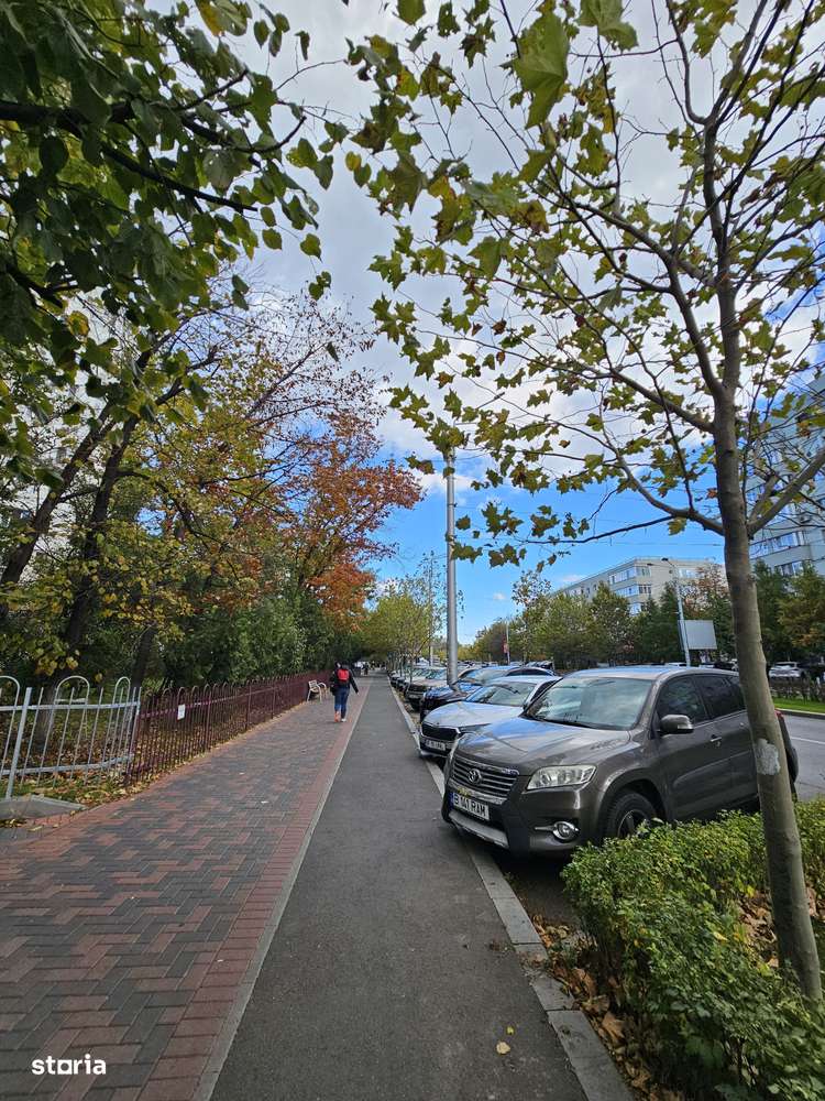 Titan- 3min metrou| Ap. decomandat cu 3 camere in bl. rebilitat!-19