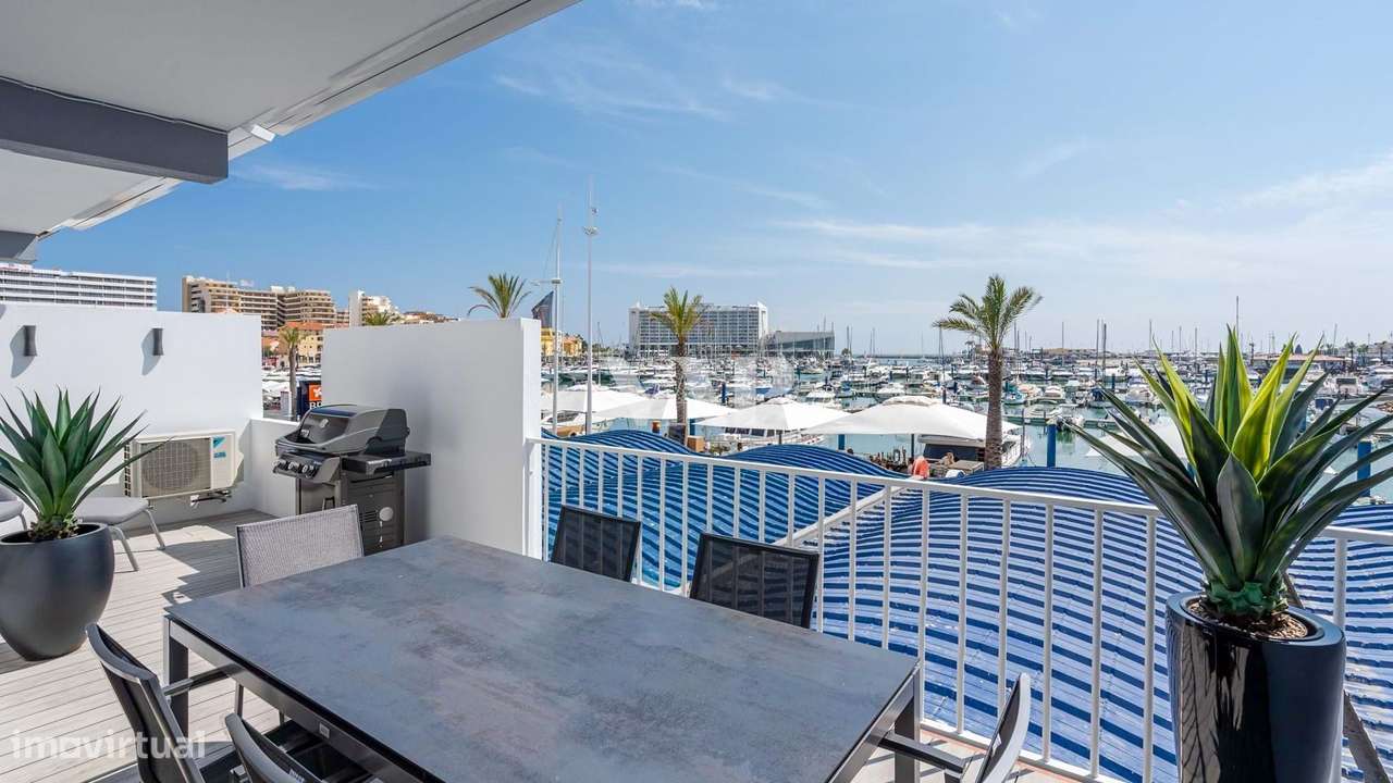 Apartamento T2 duplex remodelado na Marina de Vilamoura - Grande imagem: 5/18