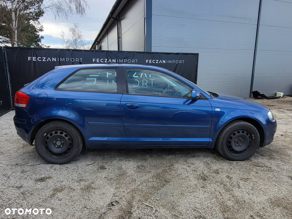 Audi A3 2.0 TDI Ambiente - 11