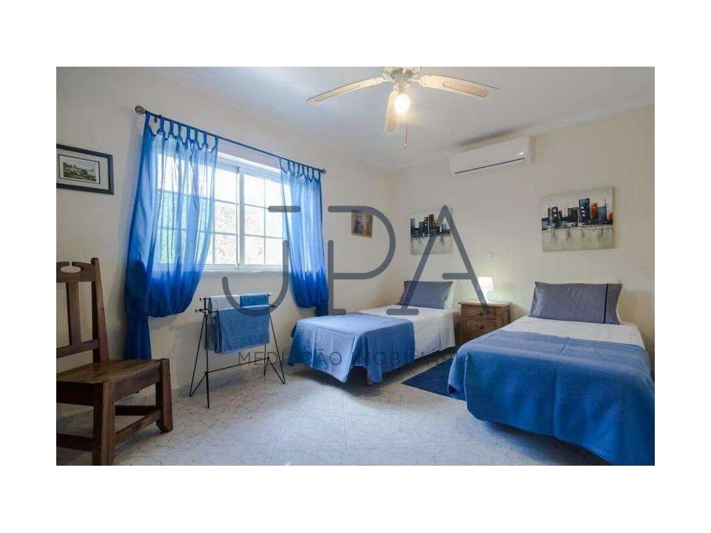Moradia Isolada V4 +1 com Piscina e Garagem,Quinta do Sobral-6