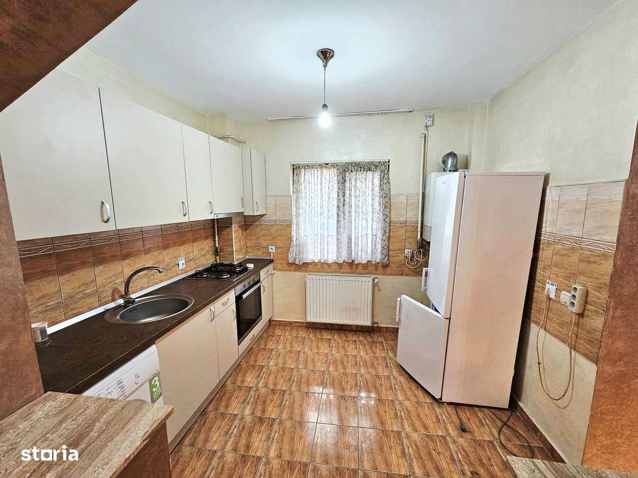 Vând casa P+E-cartier Europa-4