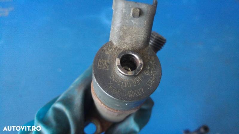 injector 0445110239 ford fiesta 5 c-max fusion peugeot expert fiat scudo citroen jumpy  1.6 tdci - 2