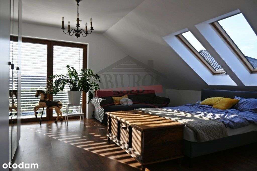 Chrząstowice - Przestronny dom z pięknym ogrodem-11